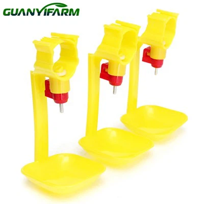 Automātiskās dzeramās krūzes vistām