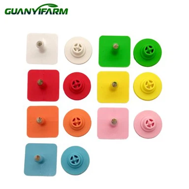 Ausu uzlikas cūkām